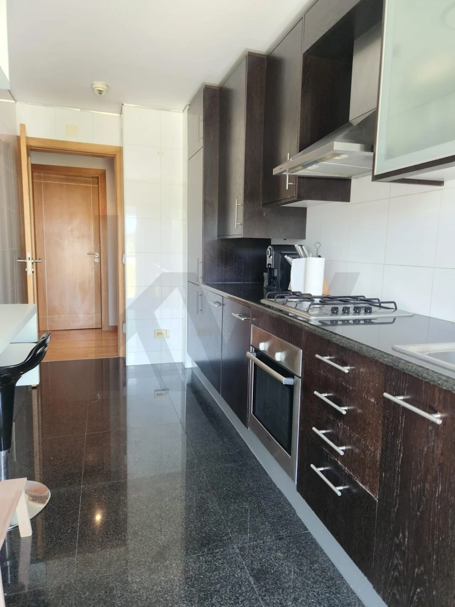 Apartamento T2 para Arrendamento em Caparica e Trafaria Foto 24