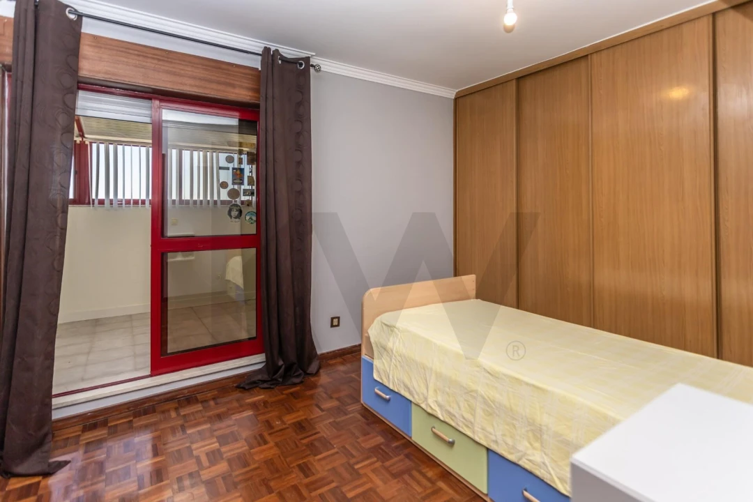 Apartamento T5 para Arrendamento em Montijo e Afonsoeiro Foto 42