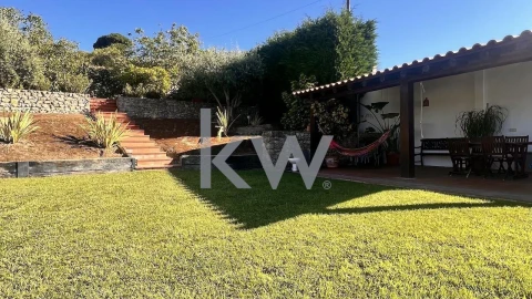 Moradia T4 para Venda em Quinta do Anjo