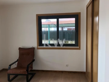 Moradia T11 para Venda em Corroios