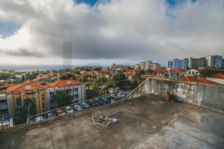 Moradia T3 para Venda em Funchal (São Pedro) Foto 21