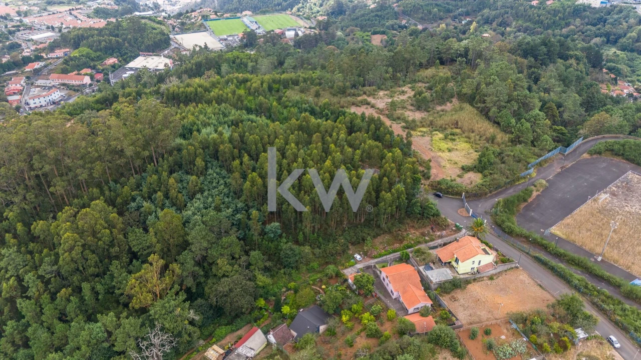 Terreno para Venda em Camacha Foto 4