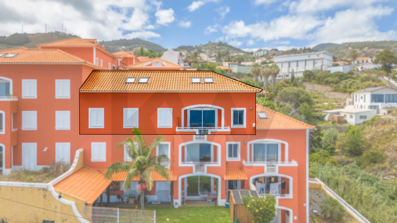 Apartamento T3 para Arrendamento em Caniço Foto 1