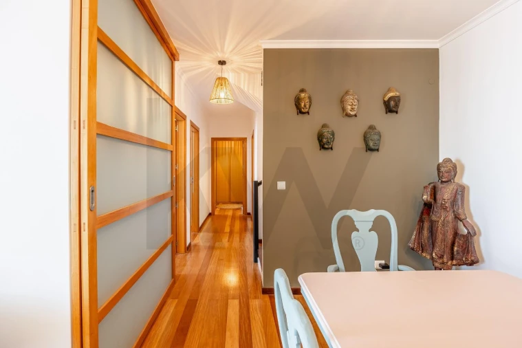 Apartamento T3 para Arrendamento em Caniço Foto 11