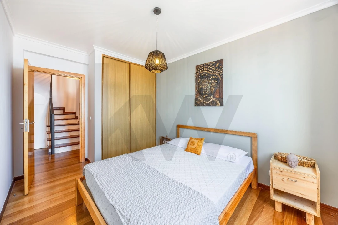 Apartamento T3 para Arrendamento em Caniço Foto 26