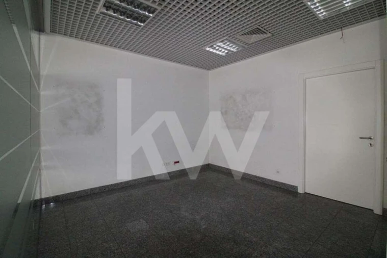 Loja para Venda em São Martinho do Bispo e Ribeira de Frades Foto 12