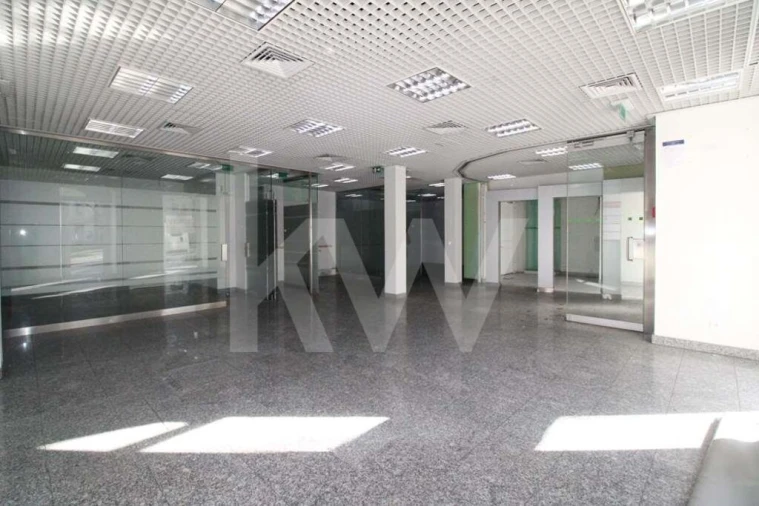 Loja para Venda em São Martinho do Bispo e Ribeira de Frades