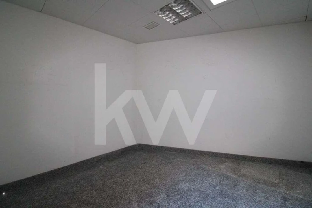 Loja para Venda em São Martinho do Bispo e Ribeira de Frades Foto 16