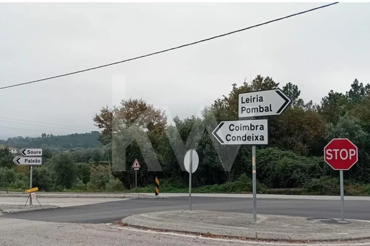 Terreno para Venda em Soure Foto 4