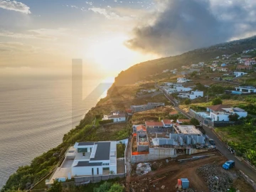 Moradia T3 para Venda em Arco da Calheta