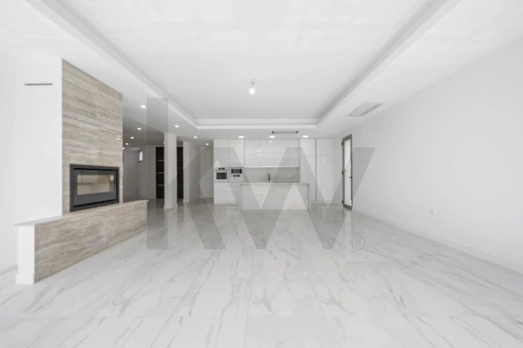 Moradia T3 para Venda em Fajã da Ovelha Foto 11