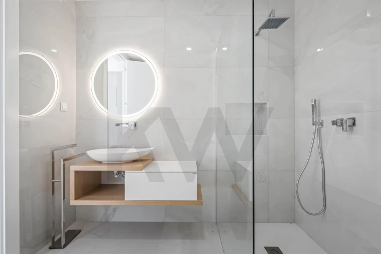 Moradia T3 para Venda em Fajã da Ovelha Foto 26