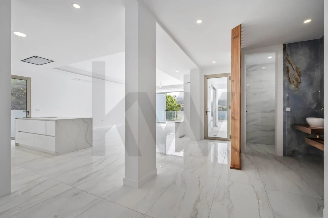 Moradia T3 para Venda em Fajã da Ovelha Foto 13