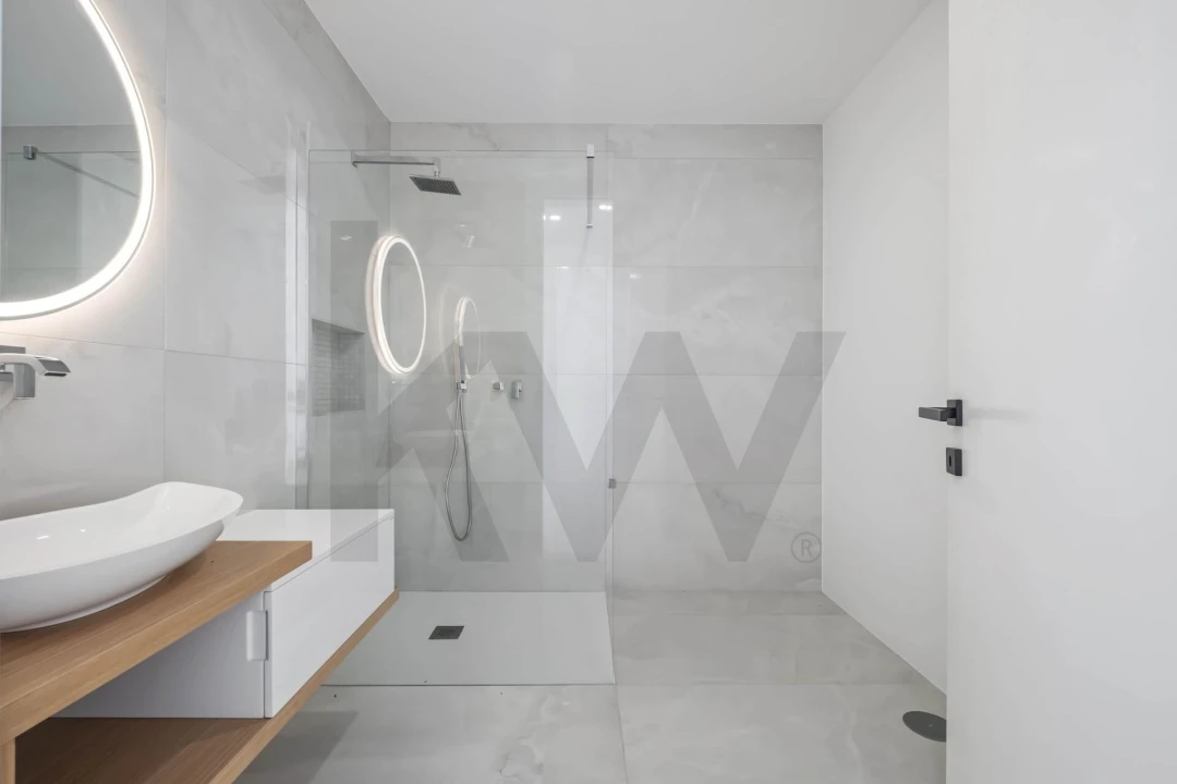 Moradia T3 para Venda em Fajã da Ovelha Foto 24