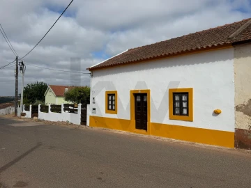 Quinta T5 para Venda em Painho e Figueiros