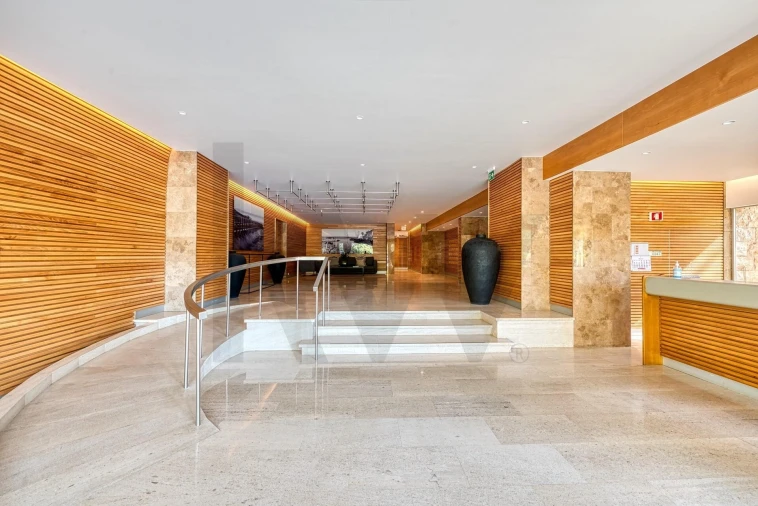 Apartamento T1 para Venda em Cascais e Estoril Foto 15