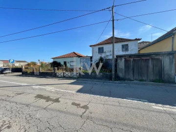 Moradia T3 para Venda em Glória e Vera Cruz
