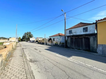 Moradia T3 para Venda em Glória e Vera Cruz