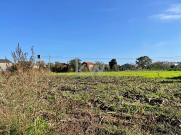 Moradia T3 para Venda em Glória e Vera Cruz