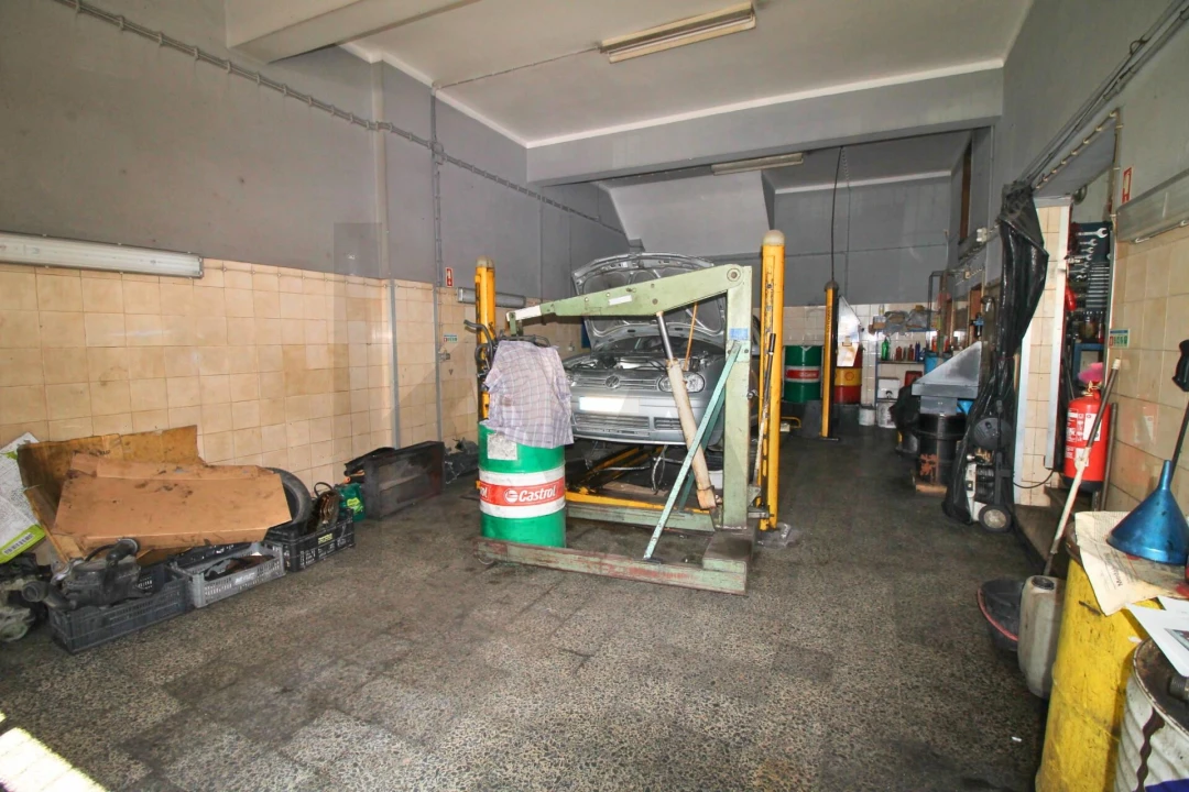 Armazém para Venda em Seixal, Arrentela e Aldeia de Paio Pires Foto 4