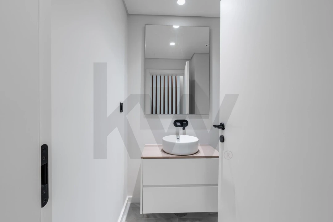 Apartamento T3 para Venda em Mafamude e Vilar do Paraíso Foto 29