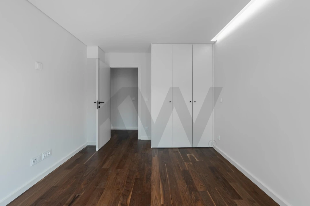 Apartamento T3 para Venda em Mafamude e Vilar do Paraíso Foto 17