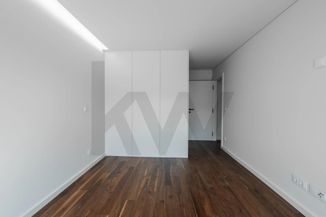 Apartamento T3 para Venda em Mafamude e Vilar do Paraíso Foto 27