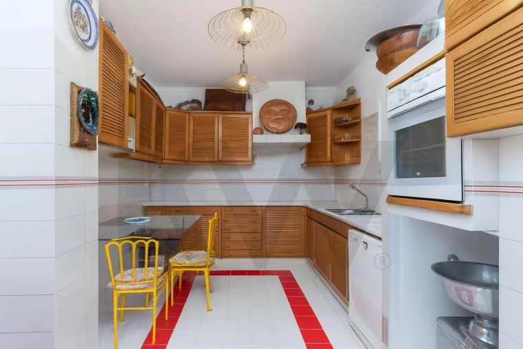 Moradia T5 para Venda em Caparica e Trafaria Foto 43