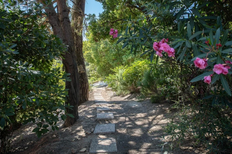 Moradia T5 para Venda em Caparica e Trafaria Foto 78