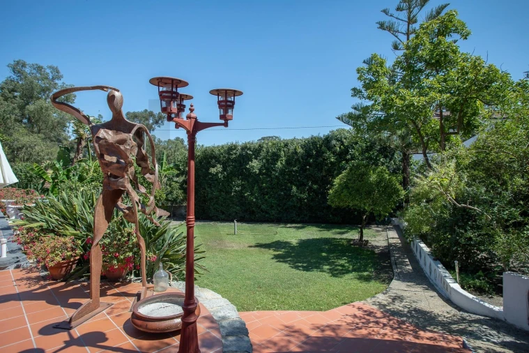 Moradia T5 para Venda em Caparica e Trafaria Foto 1