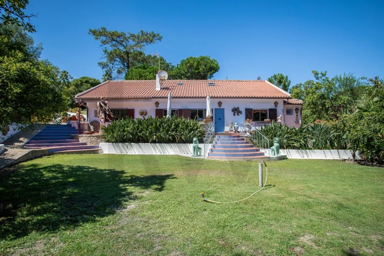 Moradia T5 para Venda em Caparica e Trafaria Foto 11