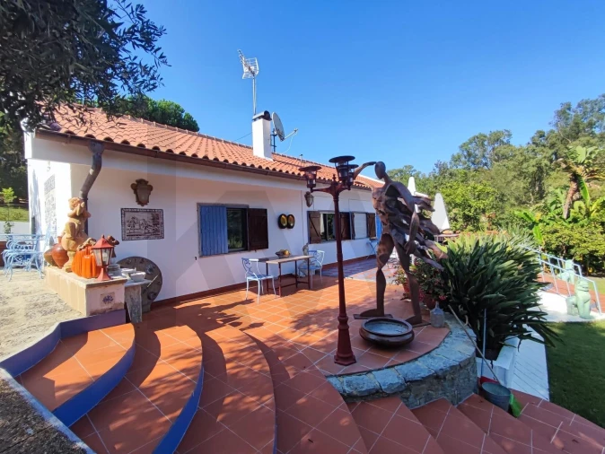 Moradia T5 para Venda em Caparica e Trafaria Foto 8