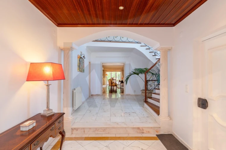 Moradia T5 para Venda em Caparica e Trafaria Foto 5