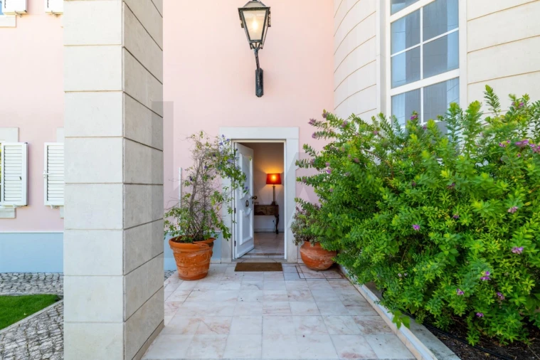 Moradia T5 para Venda em Caparica e Trafaria Foto 3