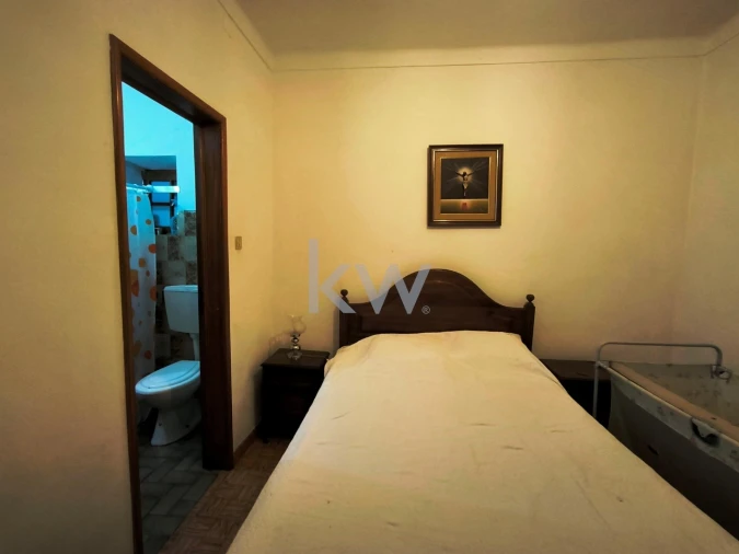 Prédio para Venda em Monfortinho e Salvaterra do Extremo Foto 7