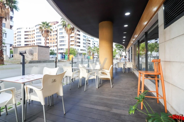 Negócio para Venda em Loures Foto 25