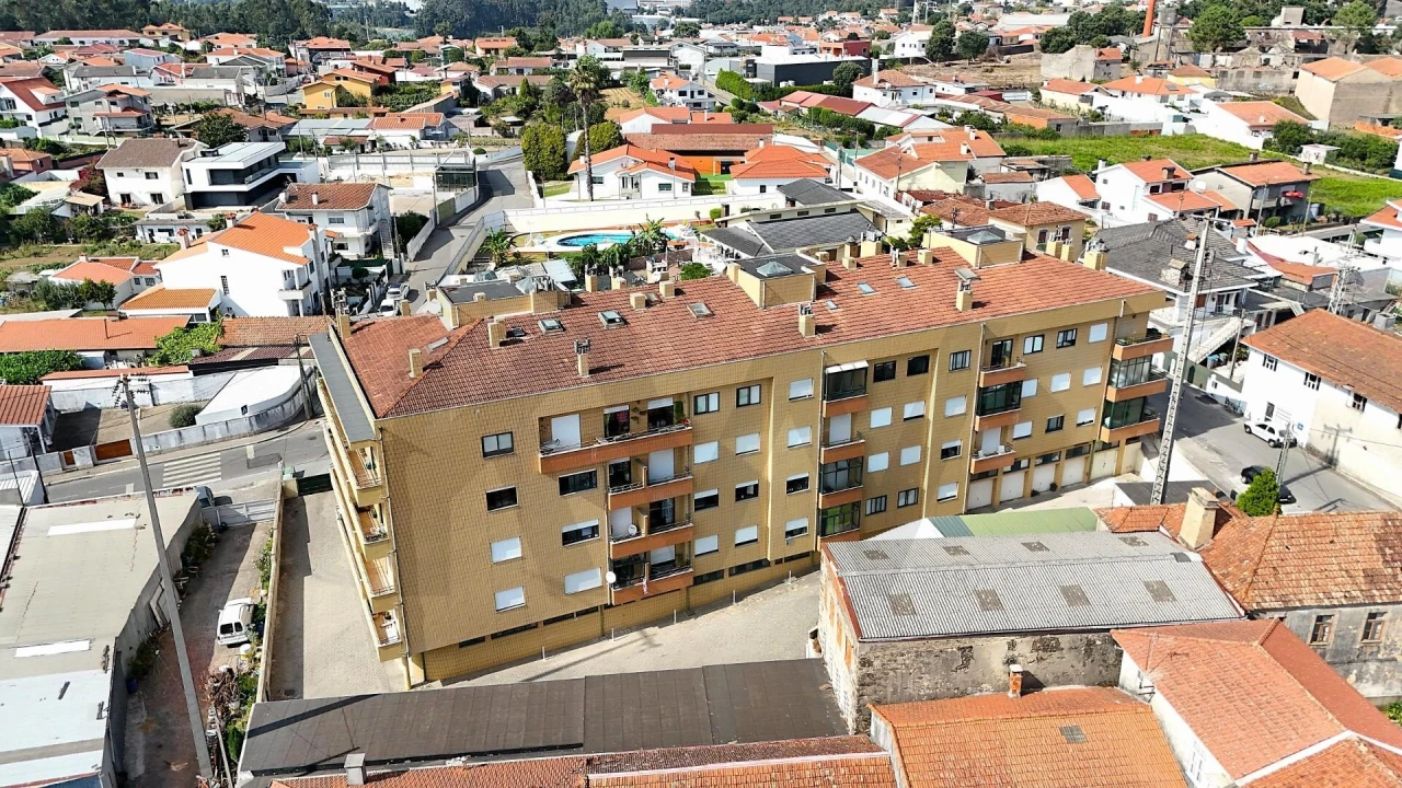 Apartamento T3 para Venda em Lourosa Foto 1