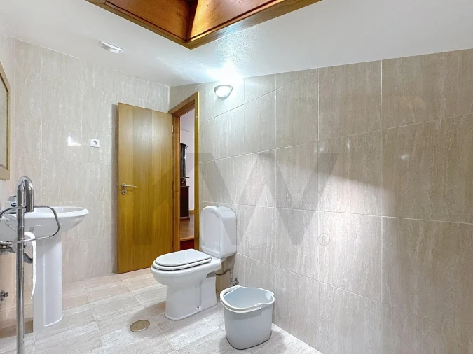 Apartamento T3 para Venda em Lourosa Foto 41