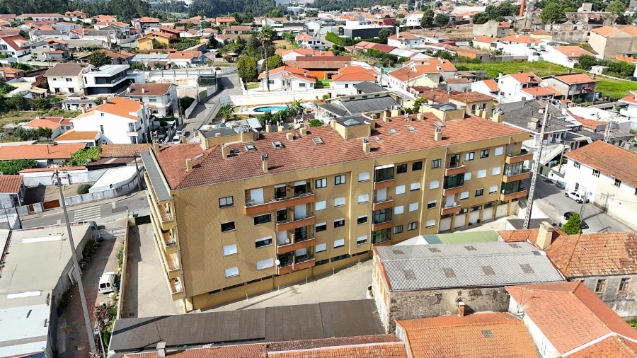 Apartamento T3 para Venda em Lourosa Foto 1