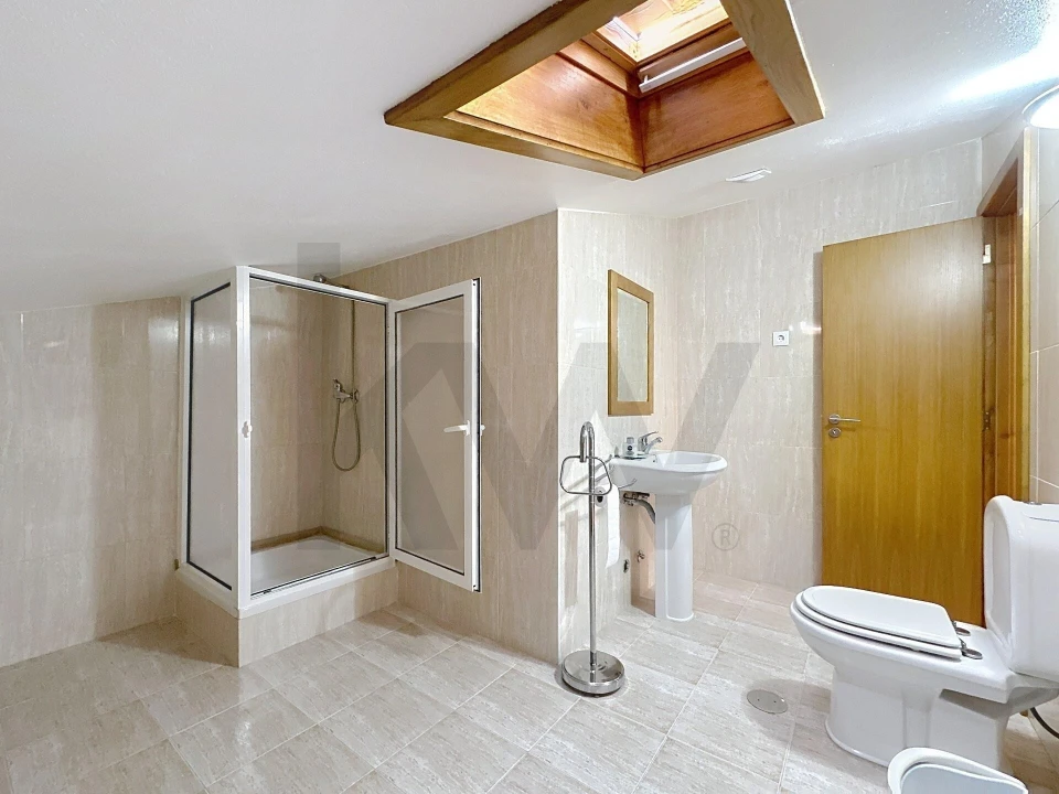 Apartamento T3 para Venda em Lourosa Foto 42