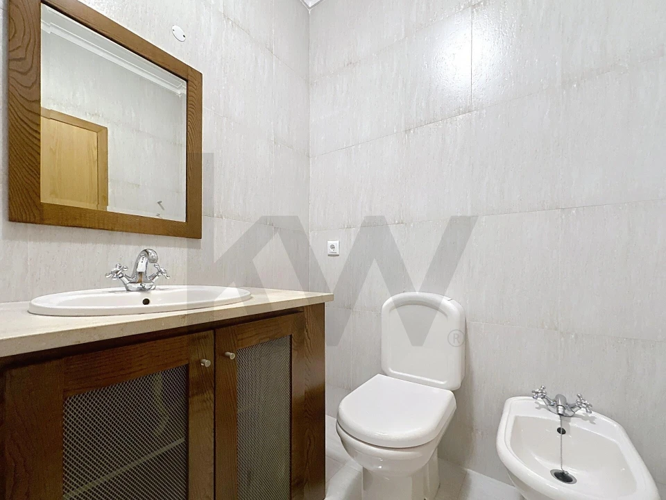 Apartamento T3 para Venda em Lourosa Foto 18