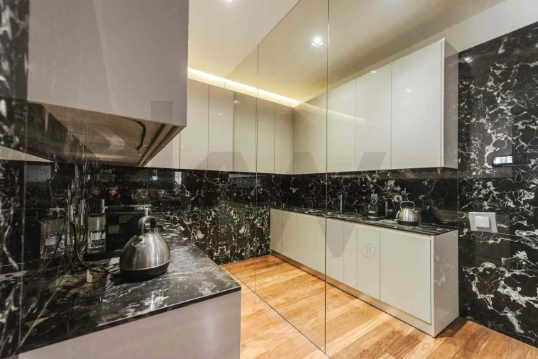 Escritório para Arrendamento em Milheiros Foto 28