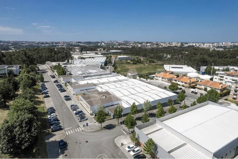 Escritório para Arrendamento em Milheiros Foto 23