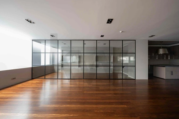 Escritório para Arrendamento em Milheiros Foto 31