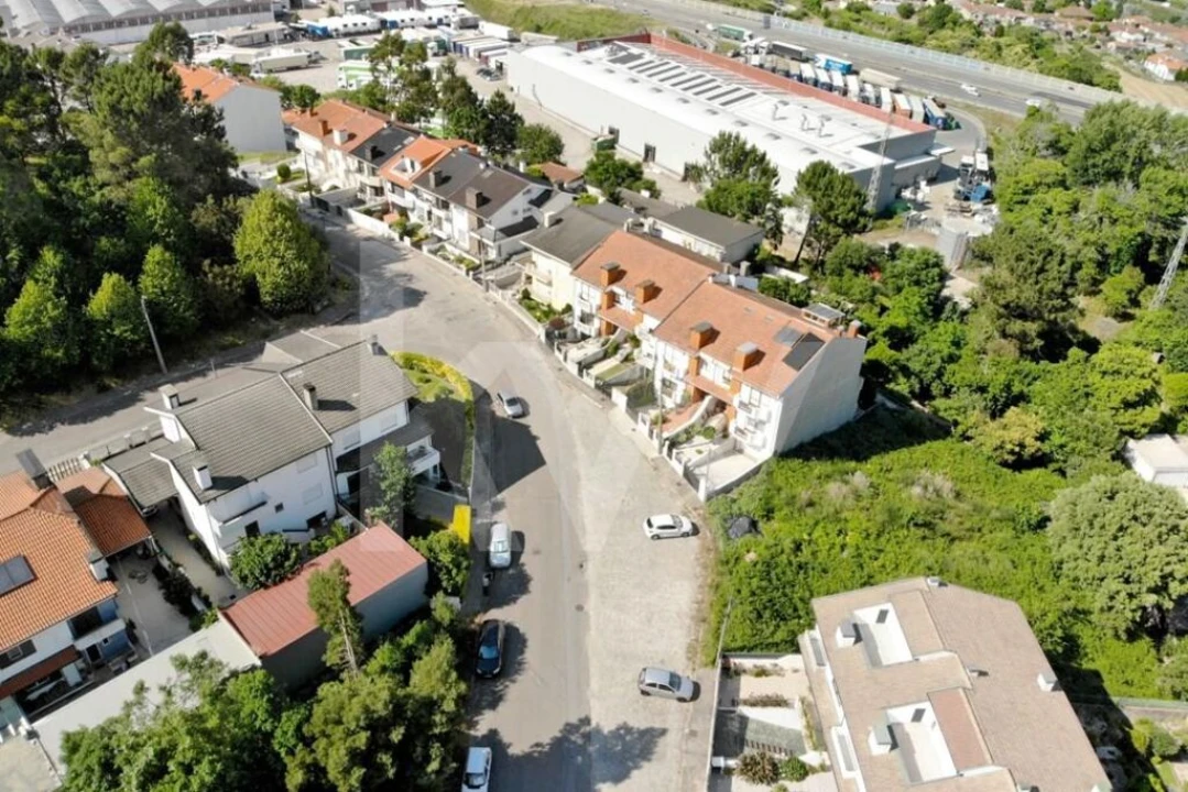 Terreno para Venda em Pedroso e Seixezelo Foto 9