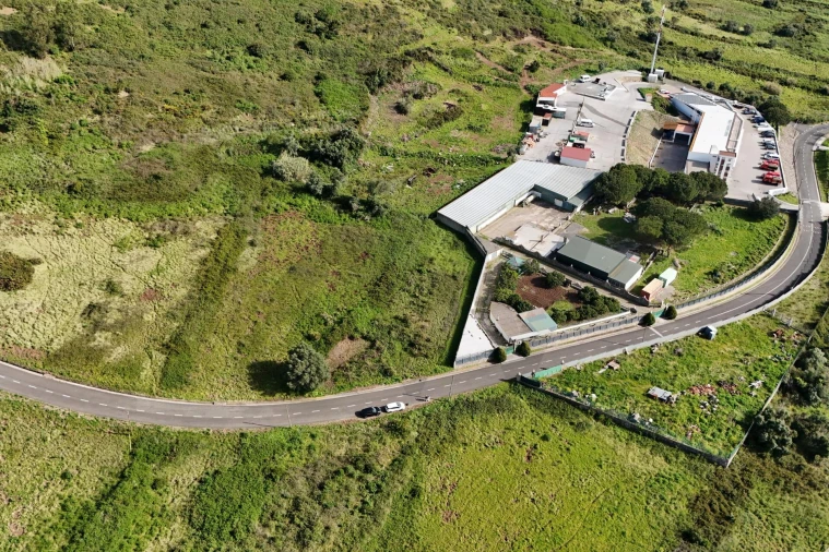 Terreno para Venda em Fanhões Foto 2