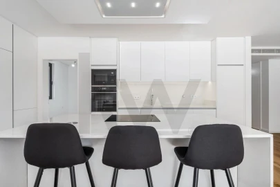 Apartamento T6 para Venda em Funchal (São Pedro)