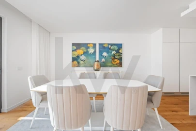 Apartamento T6 para Venda em Funchal (São Pedro)