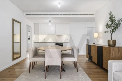 Apartamento T6 para Venda em Funchal (São Pedro)