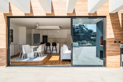 Apartamento T6 para Venda em Funchal (São Pedro)